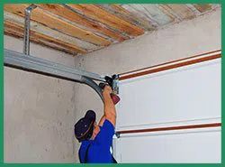 Quality Garage Door Service Bellingham, MA 508-506-1650 - sprin-sid-gr-22m